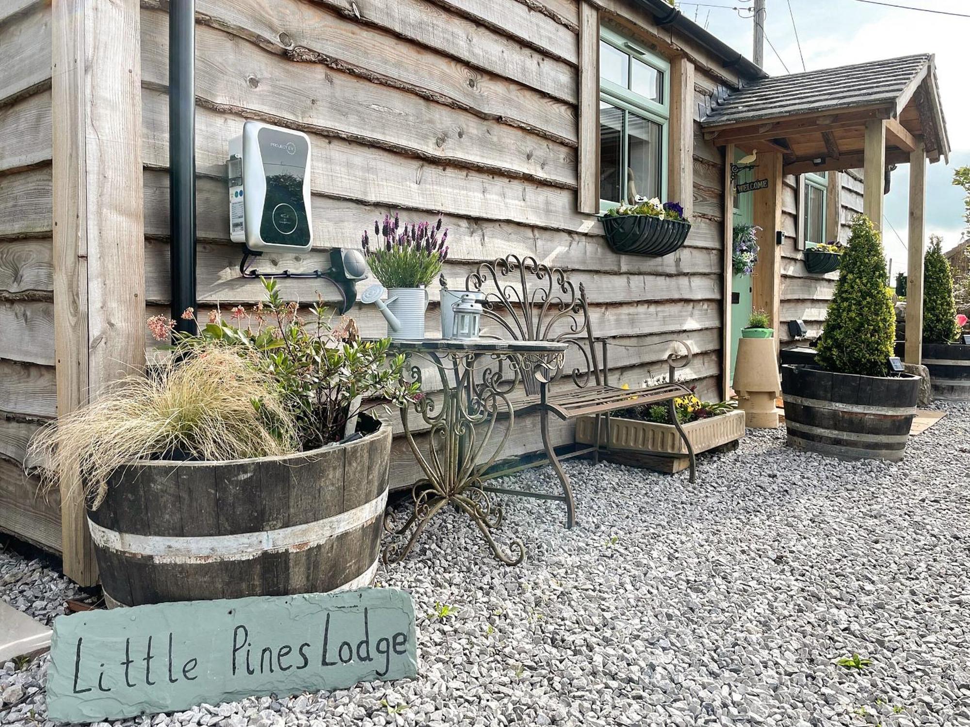 Little Pines Lodge Rushton Spencer Екстер'єр фото